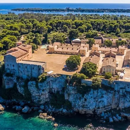 Francia Superbe F3 Balcon Vue Piscine